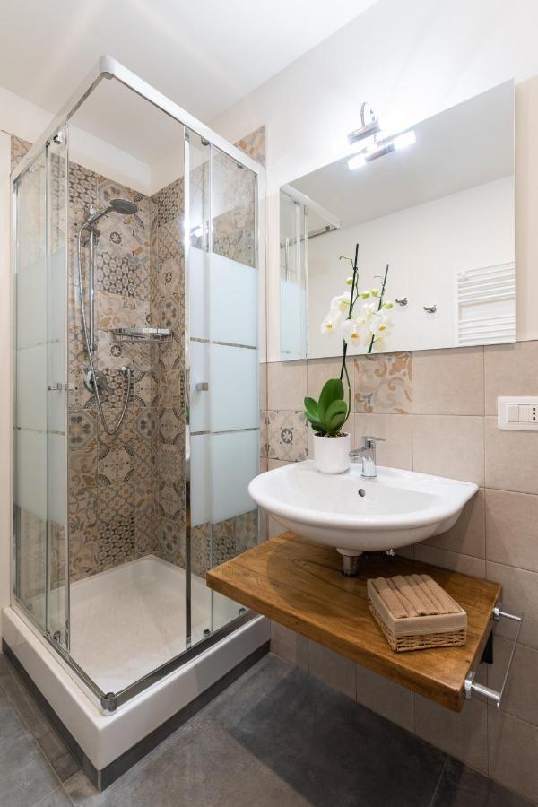 פירנצה Lovely Apartment With Balcony מראה חיצוני תמונה