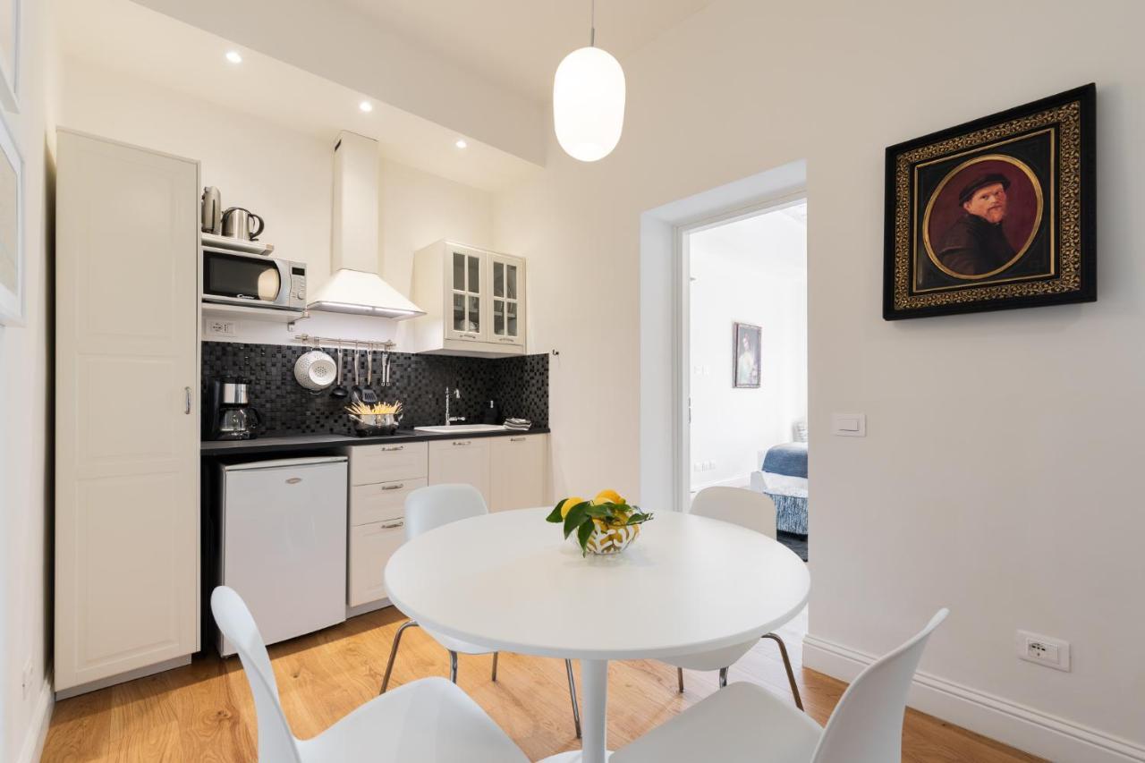 פירנצה Lovely Apartment With Balcony מראה חיצוני תמונה
